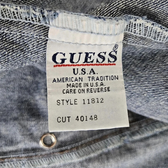 Vintage Guess Jeans Dark Wash Denim Jacket Long Sleeve Button Up Cropped - Picture 6 of 7